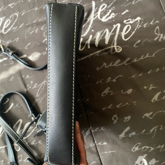 Dooney & Bourke Black Crossbody Bag - Picture 4 of 6